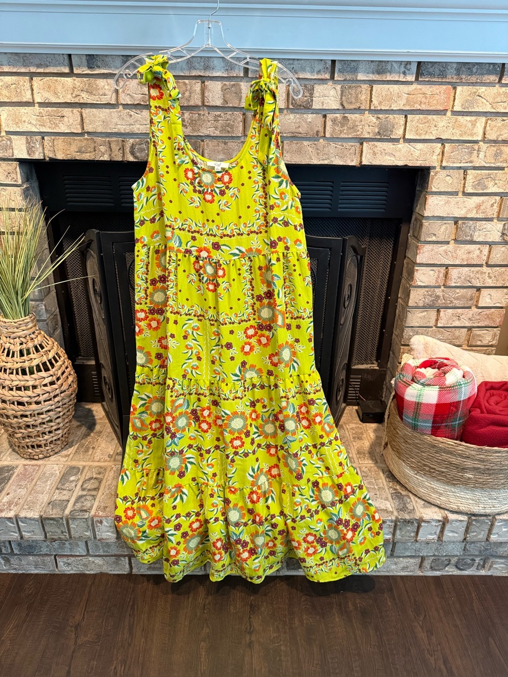 Easel long floral bow shoulder dress, lime multi, Large, NWOT